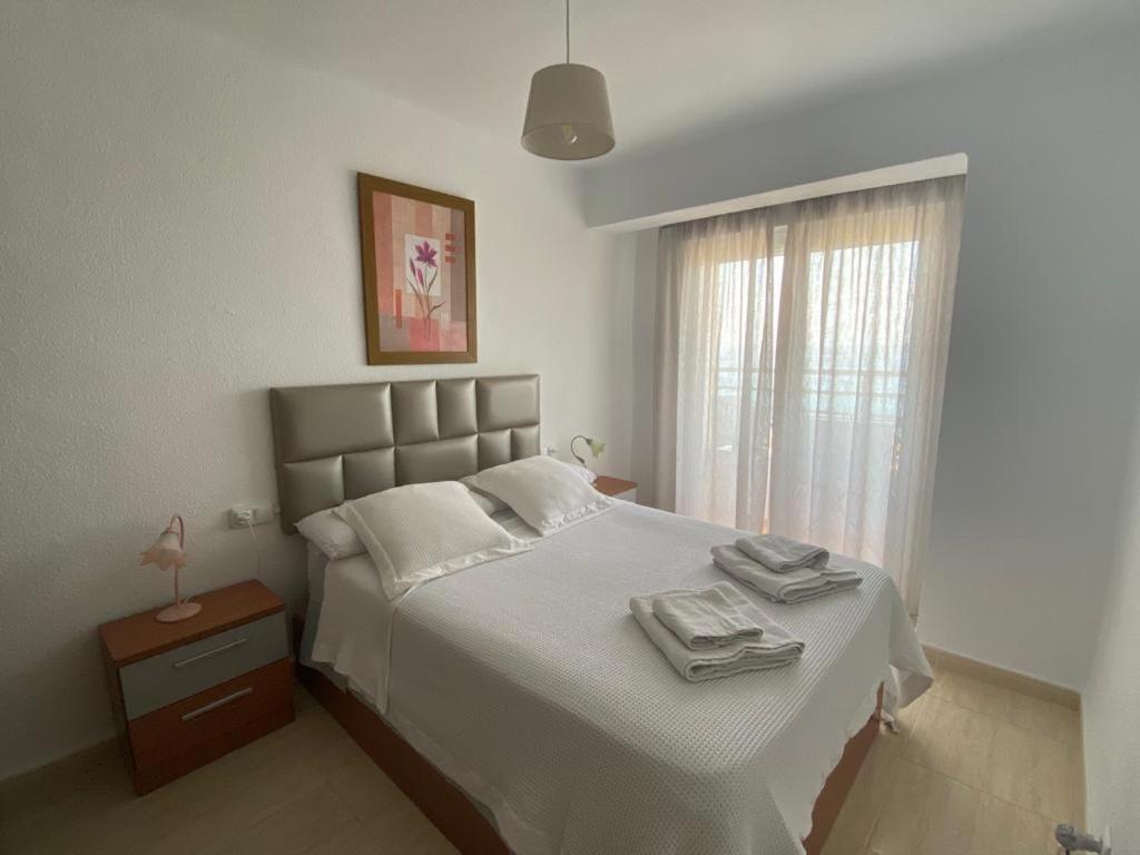 Piso Exclusivo En Primera Linea De Playa Apartment Torre Del Mar Ngoại thất bức ảnh