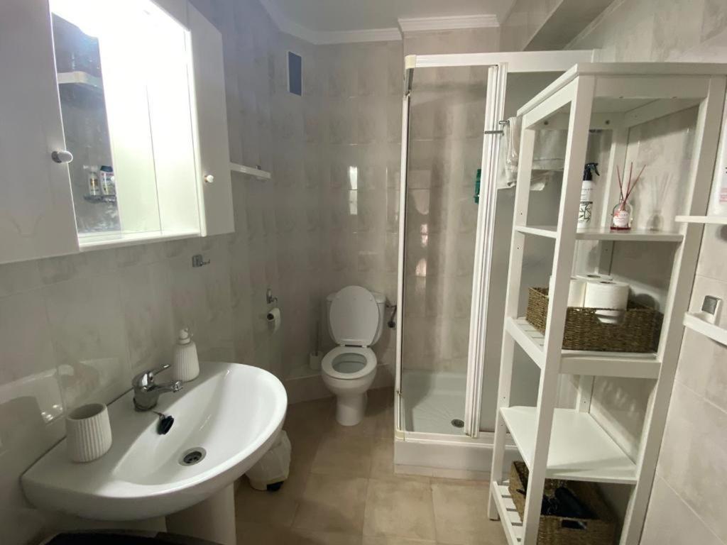 Piso Exclusivo En Primera Linea De Playa Apartment Torre Del Mar Ngoại thất bức ảnh